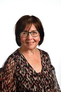 Profile image for Councillor Ruth Molyneux